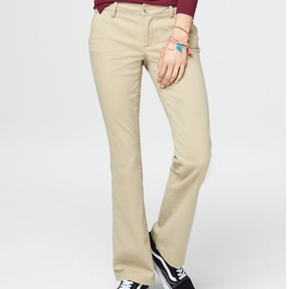 Aeropostale straight leg khaki pants